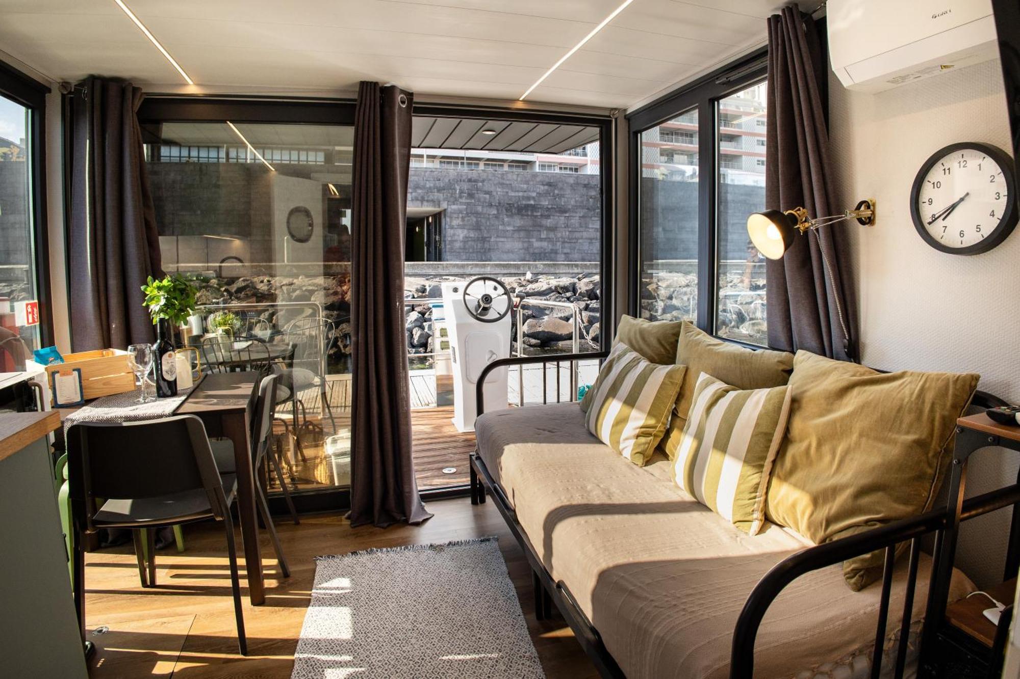 The Homeboat Company Sant'Elmo-Cagliari Exterior photo