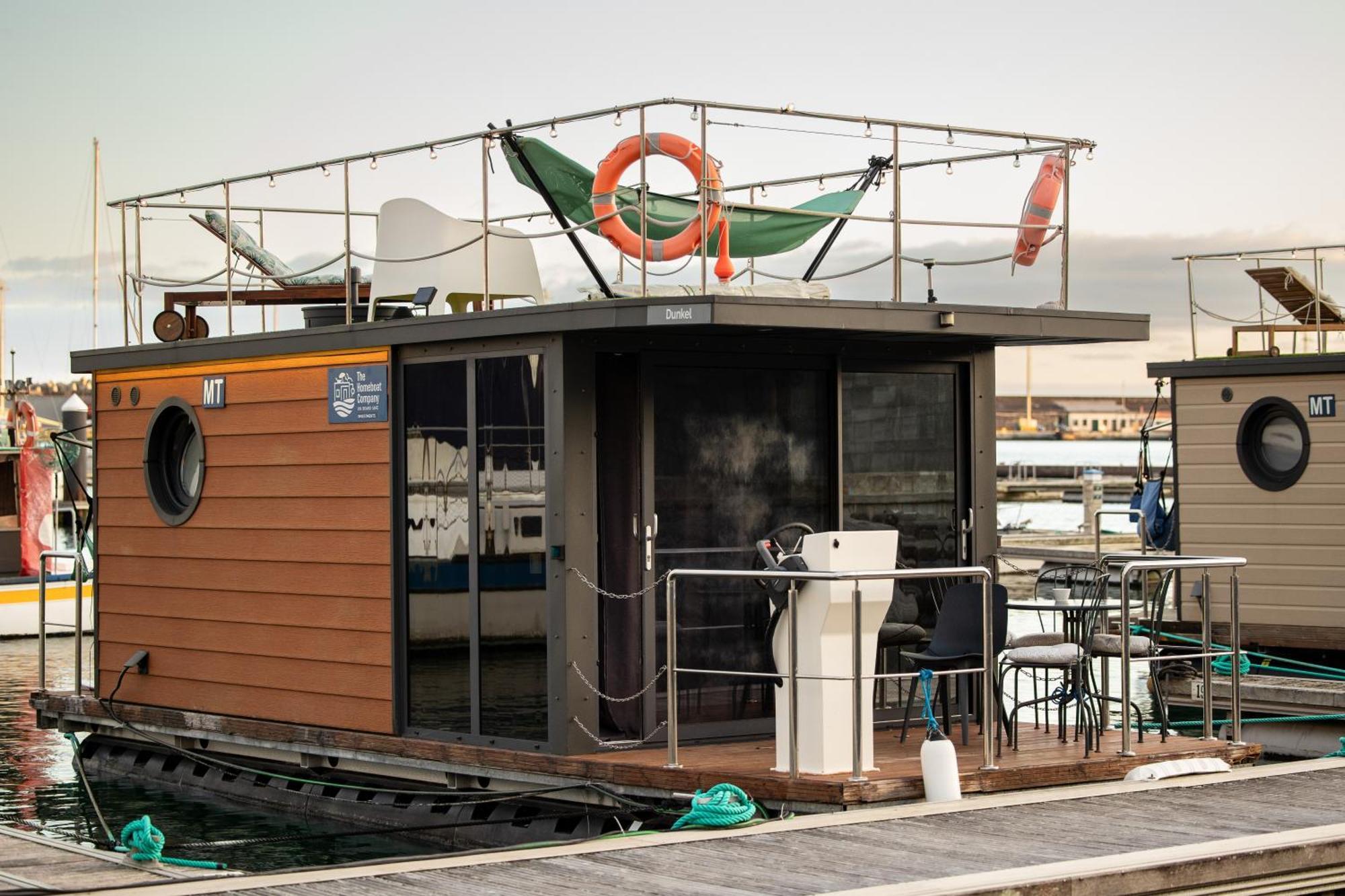 The Homeboat Company Sant'Elmo-Cagliari Exterior photo